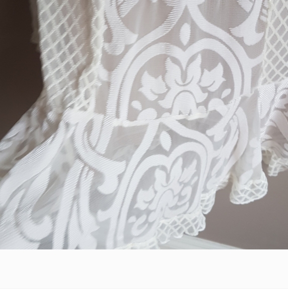 BCBG Ivory Velvet Burnout Dress Size M - Picture 6 of 7